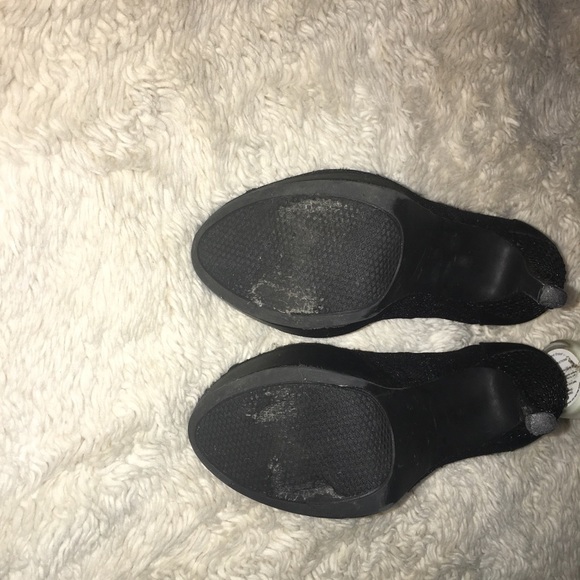 Bebe Black 👠 Heels 🍁 - Picture 5 of 6